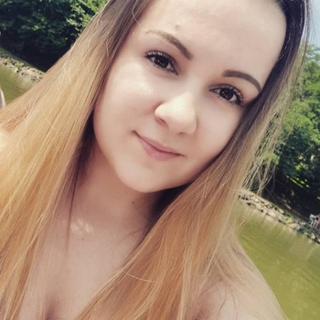 23 jarige vrouw zoekt contact voor sex in Laakdal, Antwerpen