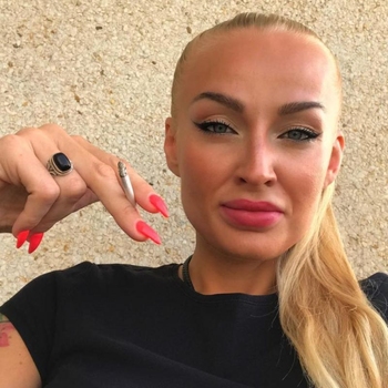 32